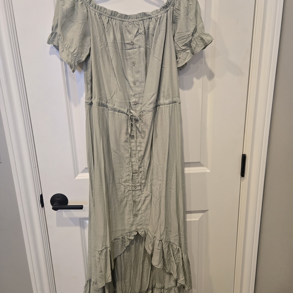 Elegant Off-Shoulder Green Dress